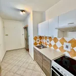 Pronajměte si 3 ložnic/e byt o rozloze 71 m² v Havířov