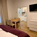 Miete 3 Schlafzimmer wohnung von 68 m² in Cologne