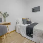 Rent a room of 120 m² in madrid