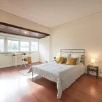 Rent a room in lisbon