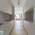 Rent 3 bedroom apartment of 90 m² in Milan