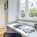 Rent 4 bedroom apartment in lisbon