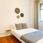 Rent a room in lisbon