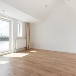 Huur 4 slaapkamer appartement van 95 m² in Hillesluis