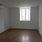 Appartement de 47 m² avec 3 chambre(s) en location à ORANGE