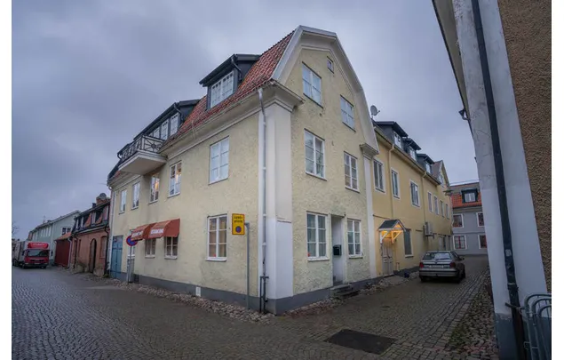 Hyr ett 3-rums lägenhet på 103 m² i Eksjö