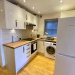 Rent 2 bedroom flat in South East England