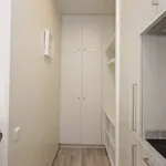 Rent 2 bedroom apartment of 30 m² in barcelona