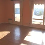 Appartement de 1021 m² avec 5 chambre(s) en location à Talant