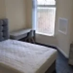 Rent 5 bedroom house in Mossley Hill