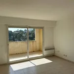 Rent 2 bedroom apartment of 44 m² in Mougins