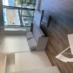 Appartement de 312 m² avec 1 chambre(s) en location à Kelowna