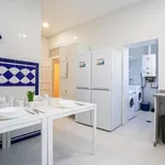 Rent a room of 180 m² in Madrid