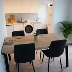 Rent a room of 90 m² in Lisboa