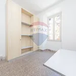 Affitto 5 camera appartamento di 130 m² in 46
 
 Civitavecchia