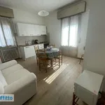 Affitto 3 camera appartamento di 80 m² in Bologna