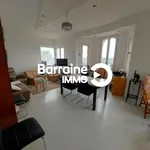 Appartement de 110 m² avec 4 chambre(s) en location à Résidence de Lantrennou