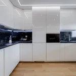 Rent 1 bedroom apartment of 73 m² in Portimão