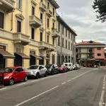 Affitto 3 camera appartamento di 95 m² in Busto Arsizio