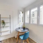 Rent 5 bedroom apartment in Paris