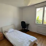 Appartement de 96 m² avec 5 chambre(s) en location à Nantes