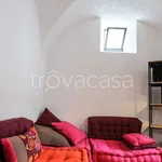 Rent 4 bedroom house of 120 m² in Laino