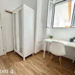 Rent 4 bedroom apartment in Seville