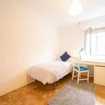 Rent a room of 72 m² in madrid