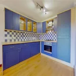 Rent 2 bedroom flat in Glasgow  West