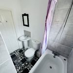 Rent 2 bedroom house in Burnley