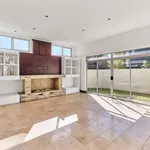 Rent 4 bedroom house in Sandton