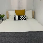 Rent 4 bedroom apartment in Alicante