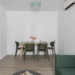 Rent 3 bedroom apartment in Madrid