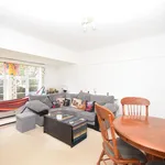 Rent 2 bedroom flat in Richmond