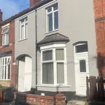 Rent 3 bedroom apartment in Dudley