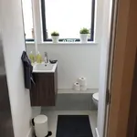 Rent 3 bedroom flat in Exeter