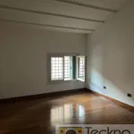 Rent 5 bedroom house of 235 m² in Vicenza