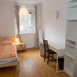 Rent 4 bedroom apartment in Hamburg