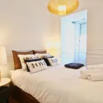 Rent 2 bedroom apartment in Lisbon