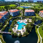 Rent 3 bedroom apartment of 213 m² in Sarasota