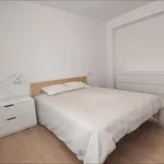 Alquilo 2 dormitorio apartamento de 65 m² en Pamplona - Iruña