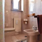 Rent 2 bedroom apartment of 60 m² in rome