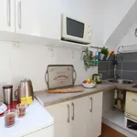 Appartement de 237 m² avec 1 chambre(s) en location à Paris