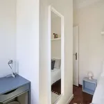 Rent a room in lisbon