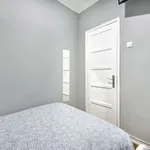 Rent a room in lisbon