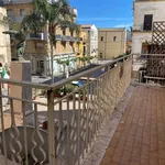 Rent 5 bedroom apartment of 100 m² in Gela