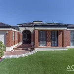 Rent 4 bedroom house in Mindarie