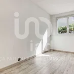 Rent 4 bedroom apartment of 83 m² in Savigny-le-Temple