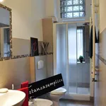 Rent a room in turin