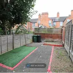 Rent 3 bedroom house in East Midlands